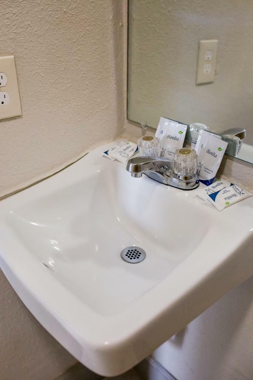 Merit Inn And Suites Beaumont Luaran gambar